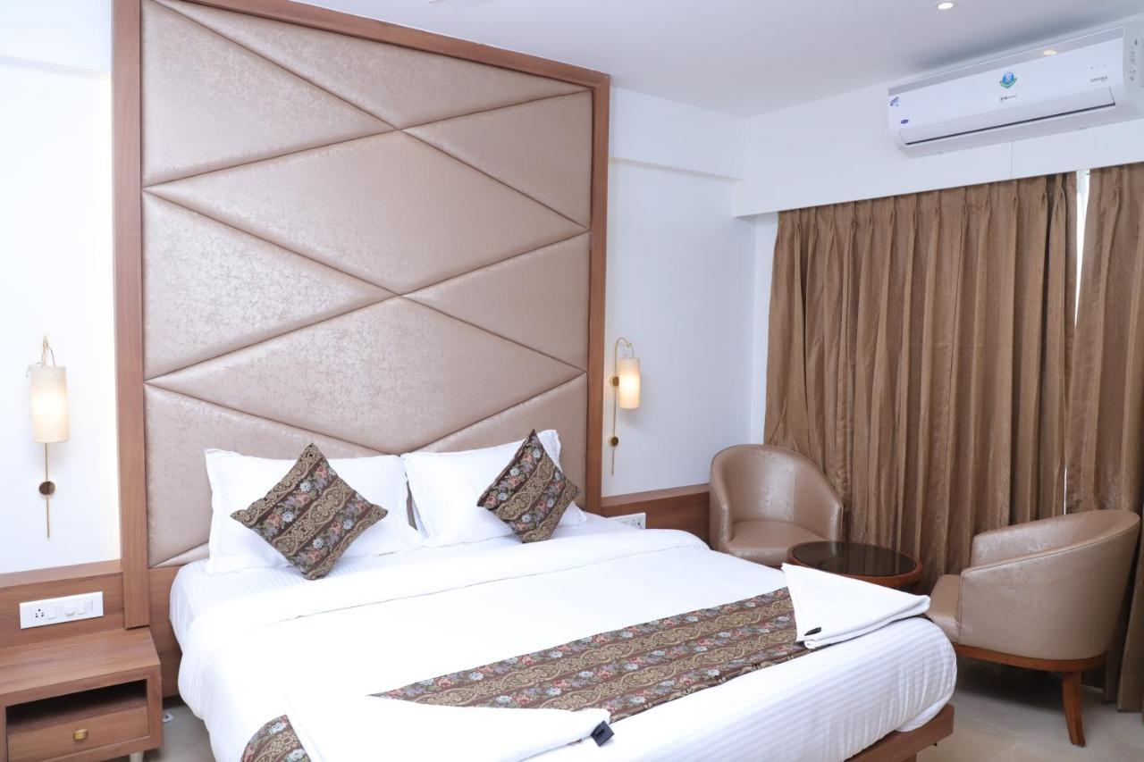 Shikin Hotels Nová Bombaj Exteriér fotografie